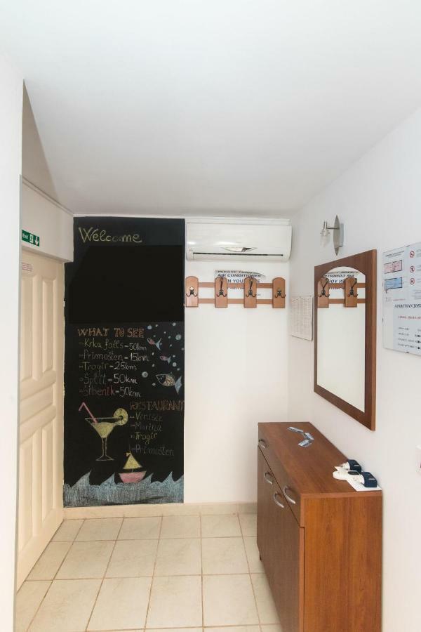 Apartment Josipa Vinišće Extérieur photo